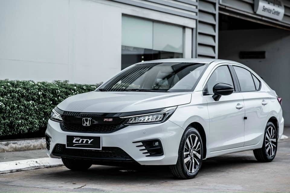 Honda City RS trắng